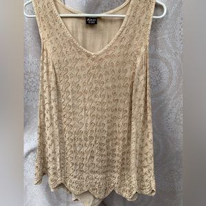 Embroidered tank shirt